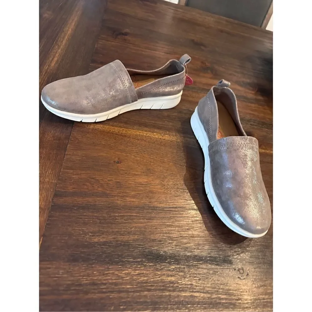 Comfortiva Align Carni leather slip on loafer
